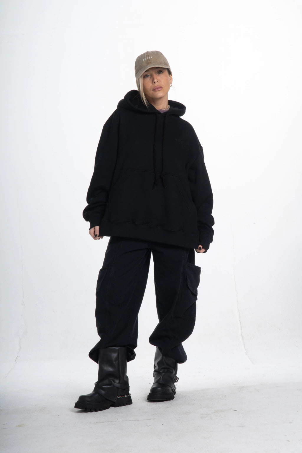 HOODIE # el comodín