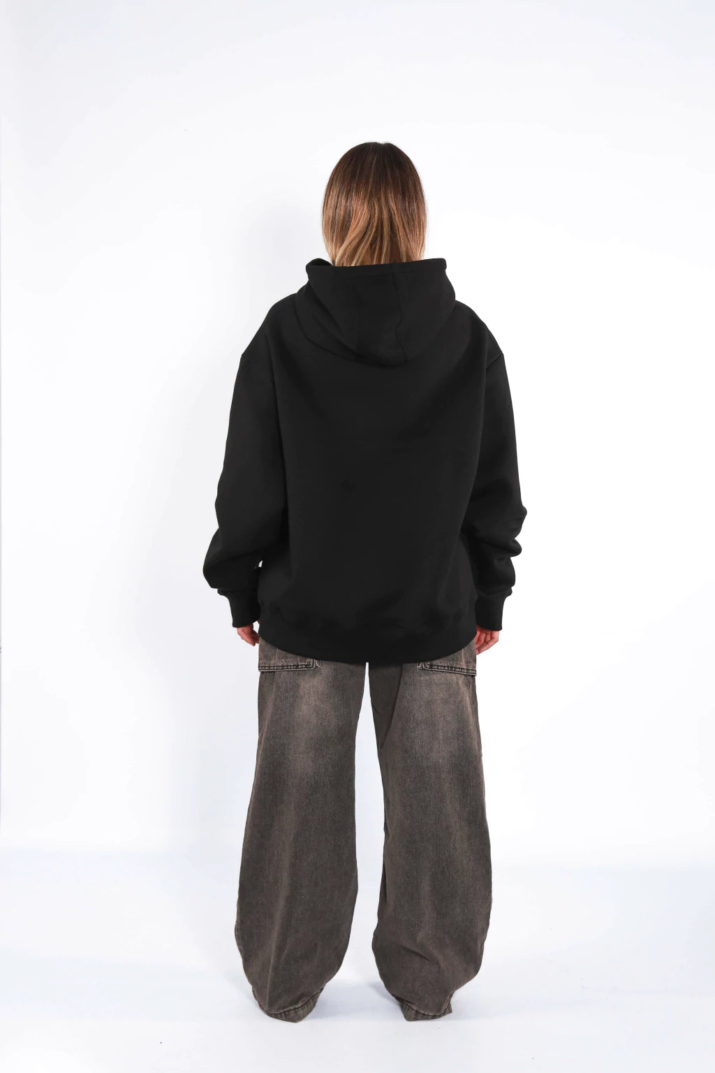 HOODIE - studio