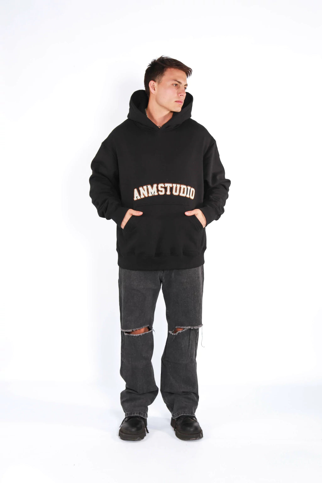 HOODIE - studio