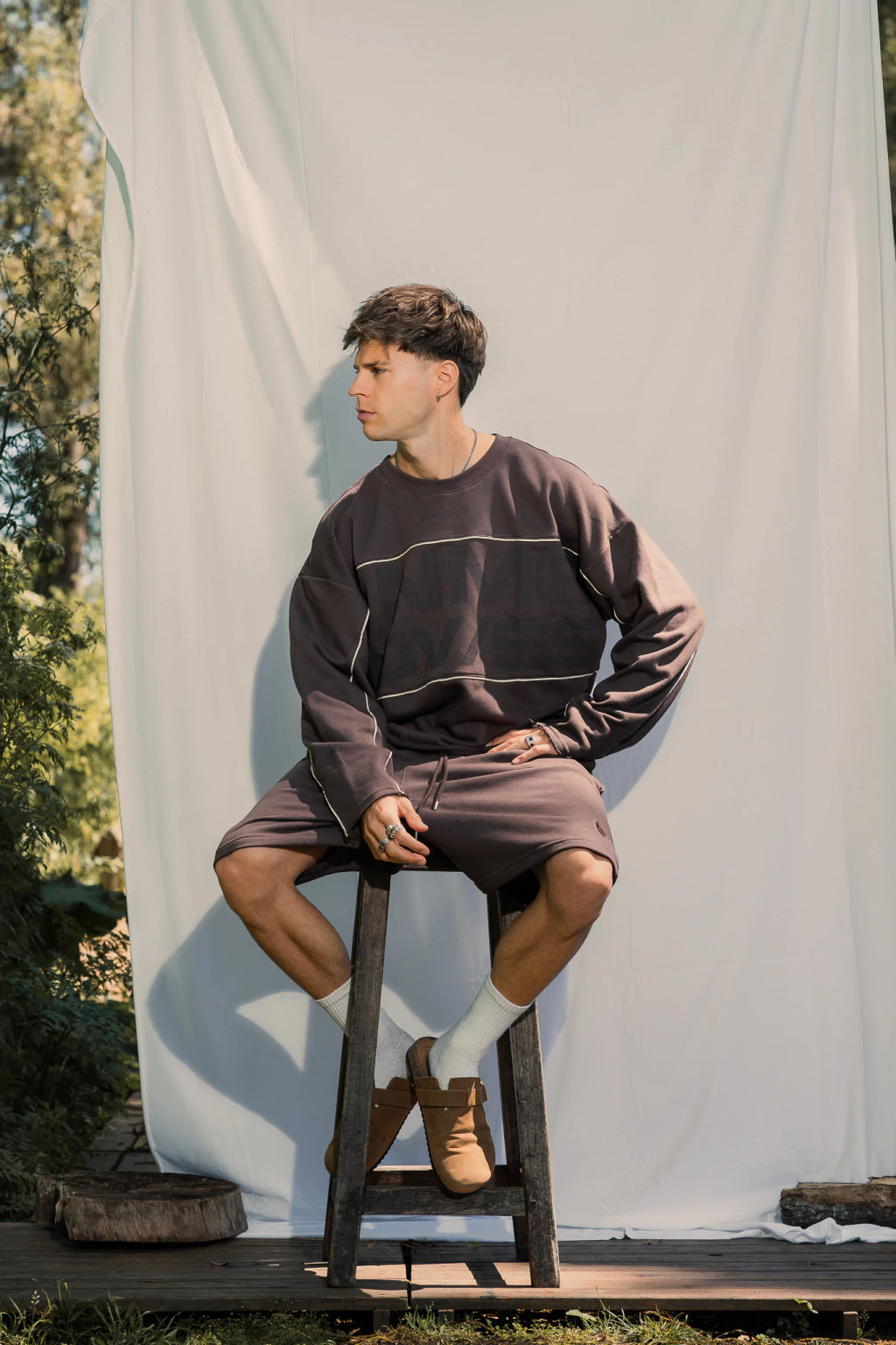 CREWNECK - heat dark