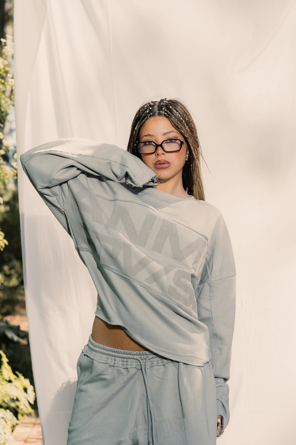 CREWNECK - heat light