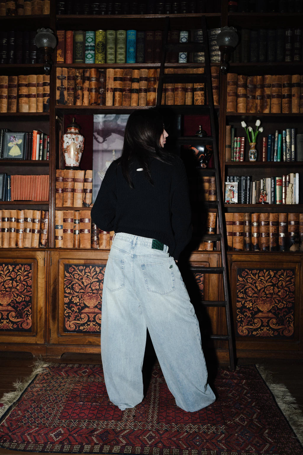 SWEATER - COLD BLACK