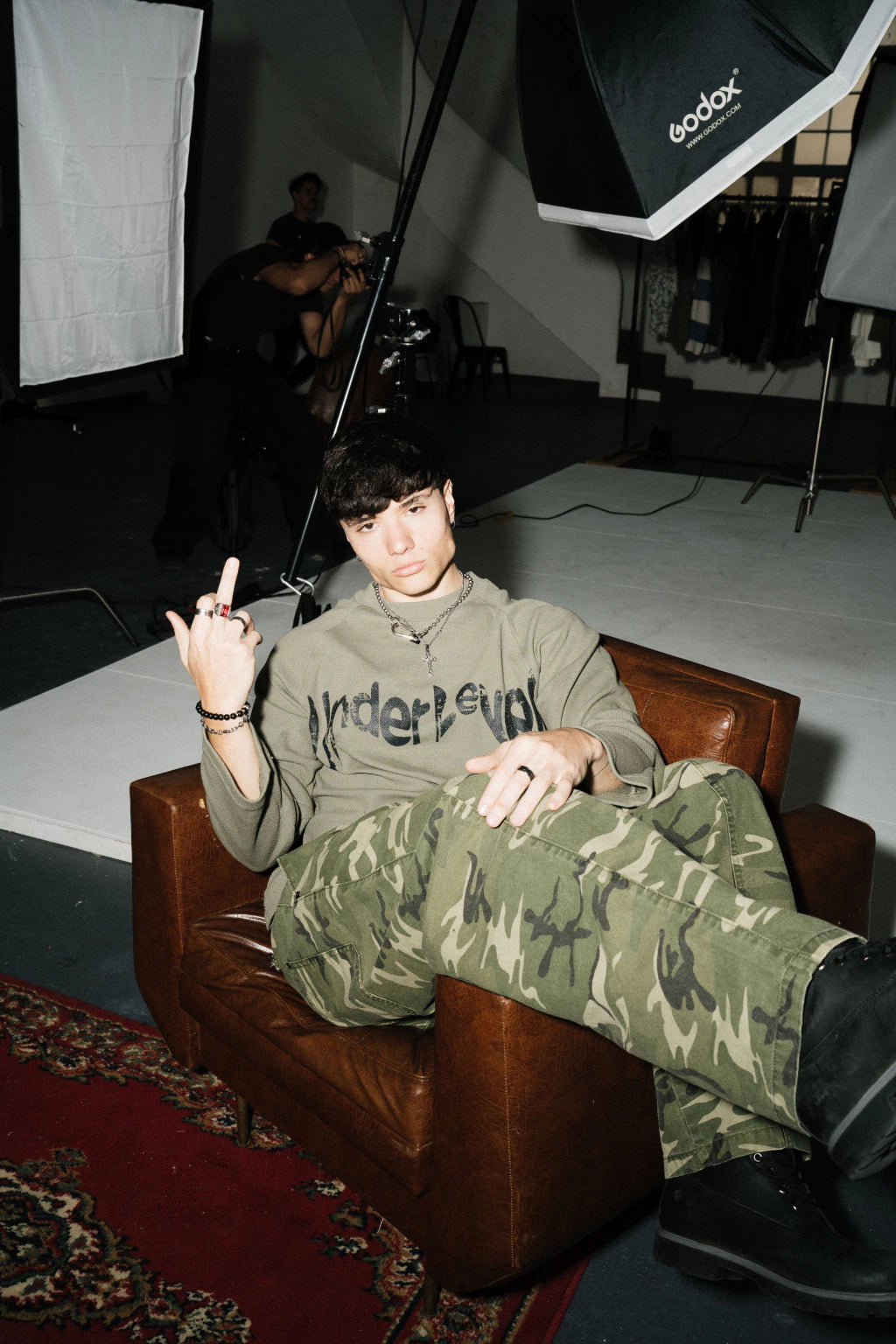 CREWNECK- fallout green