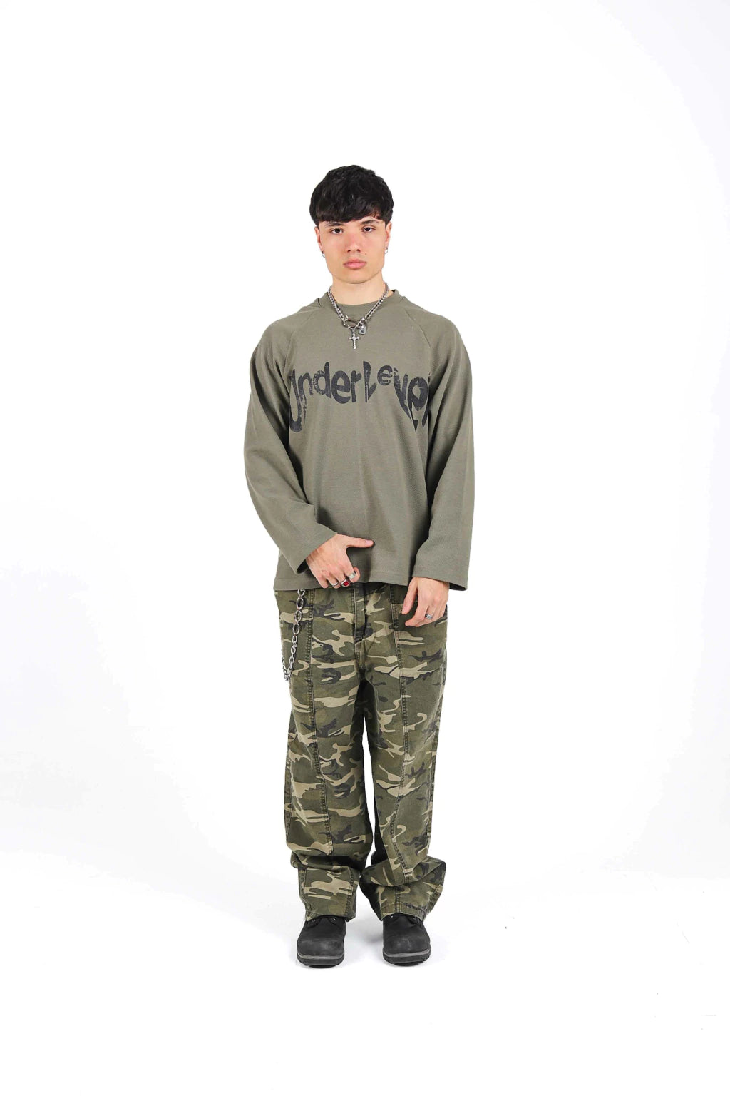 CREWNECK- fallout green